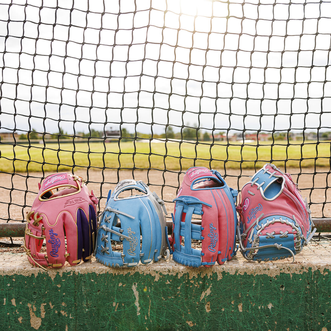 Exclusive Heart of the Hide 32.5" Catcher's Mitt, Right Hand Throw