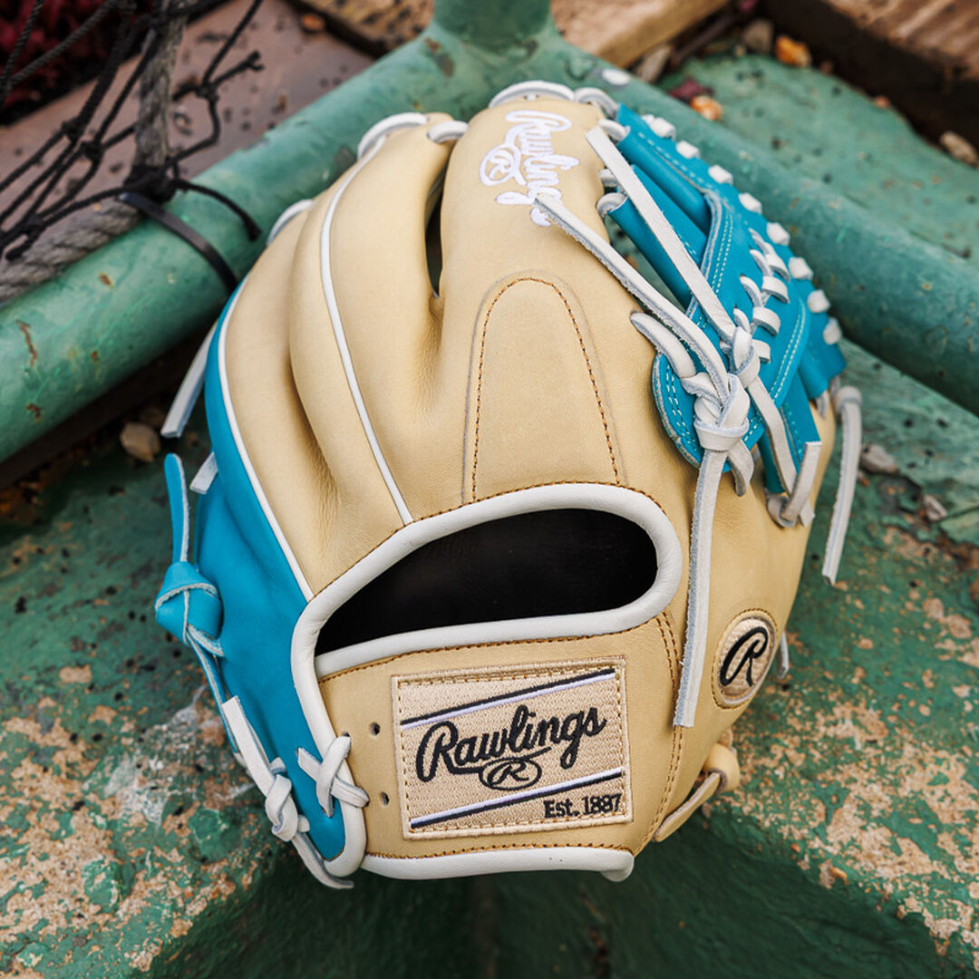 Exclusive Heart of the Hide 11.5-inch Infield Glove, Right Hand Throw