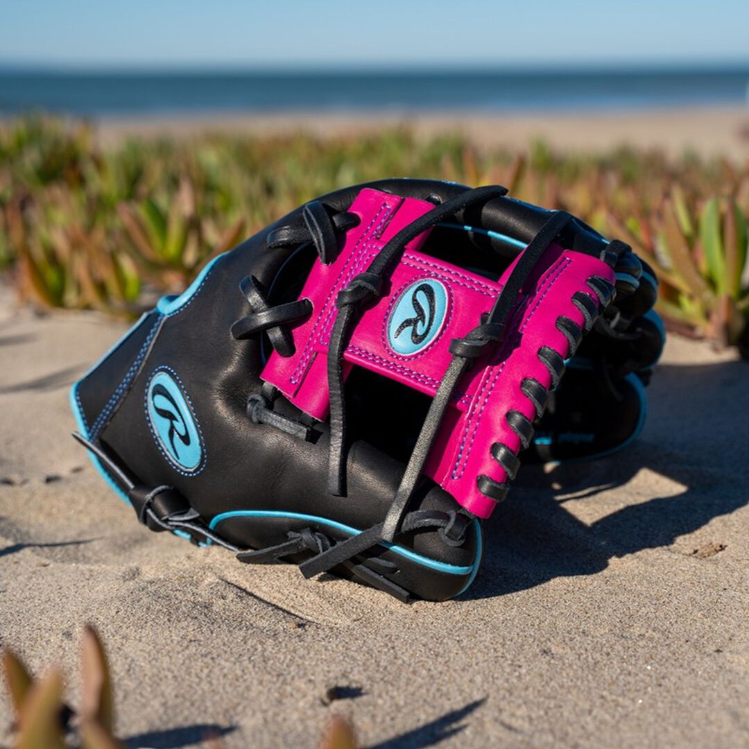 Rawlings Heart of the Hide Spring Break 11.5 Inch Infield Glove, Right Hand Throw