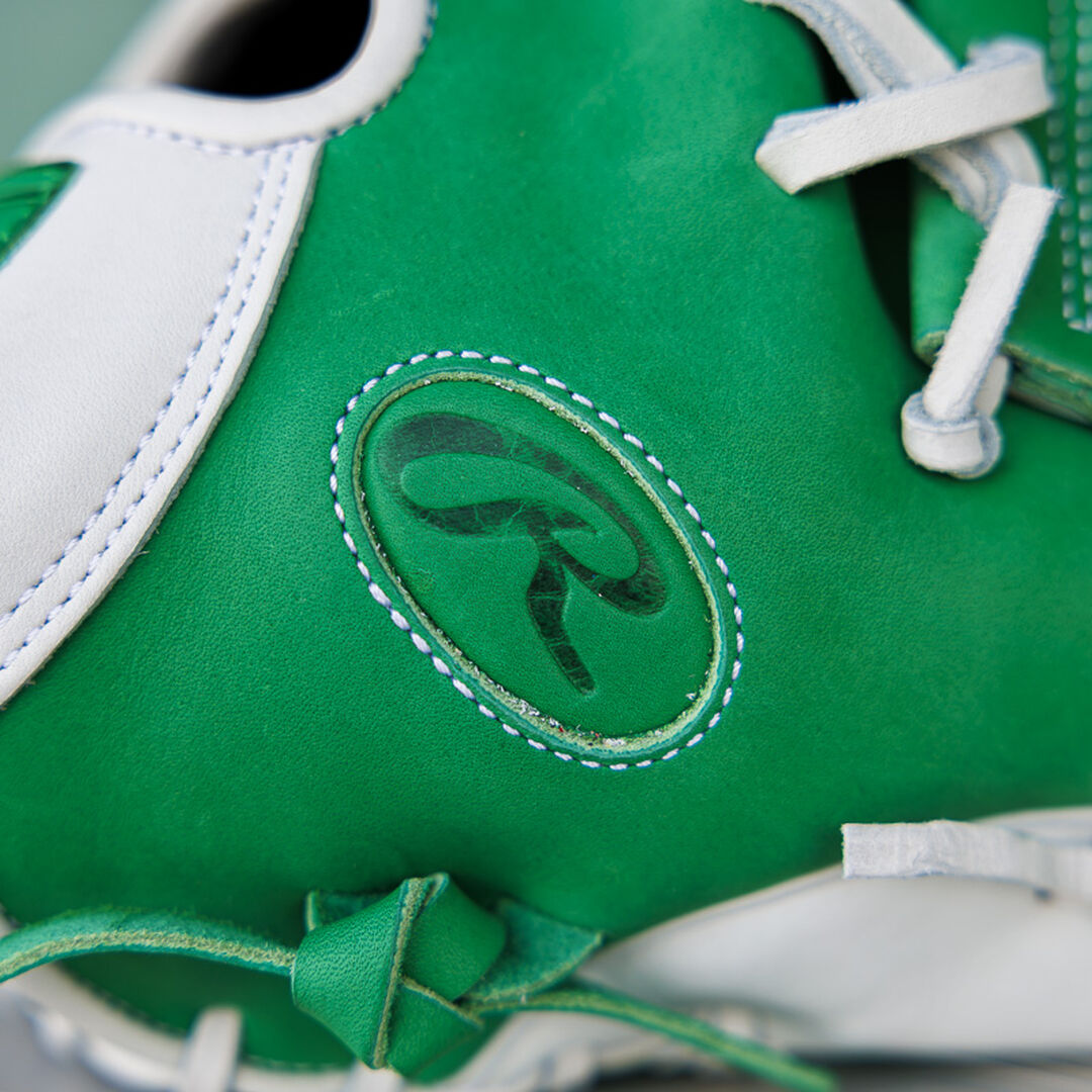Exclusive Heart of the Hide 11.5-Inch Kelly Green Infield Glove, Right Hand Throw