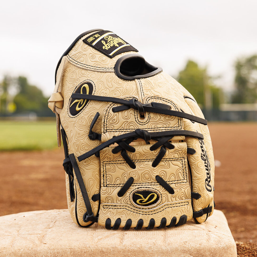 Heart of the Hide 11.75-inch Topo Print Wing Tip Glove