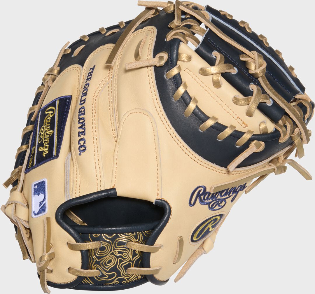 Exclusive Heart of the Hide 33.5-Inch Catcher's Mitt, Right Hand Throw