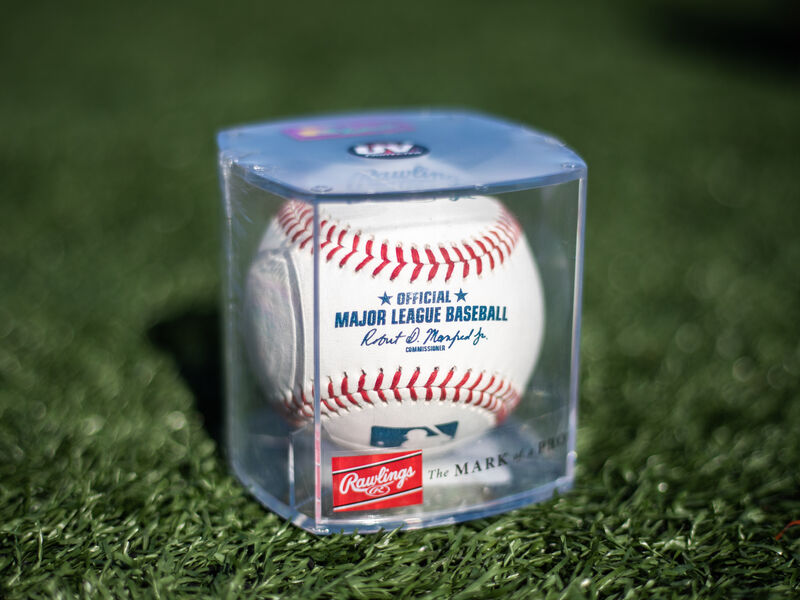 Rawlings Mlb Official With Display Cube Baseball White | aJtYHDSF